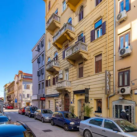 Appartement Delta *